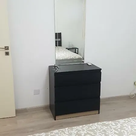 Beautiful Specious Cozy Apartment *
